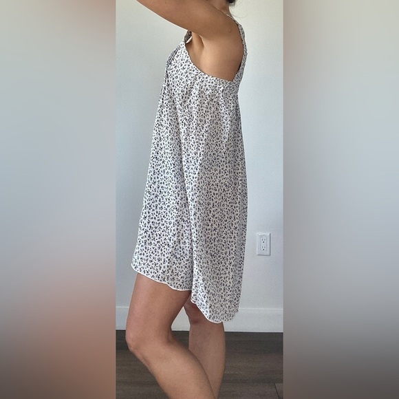 Patterson J Kincaid Silk flowy dress Size S - Picture 2 of 6